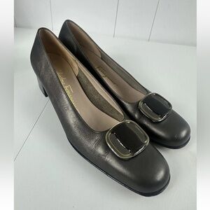 Salvatore Ferragamo Boutique Patent Leather Pumps Women's Sz 7 4A